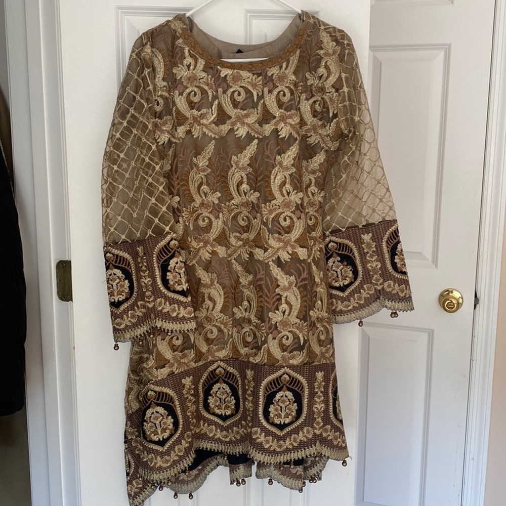 Pakistani Suit